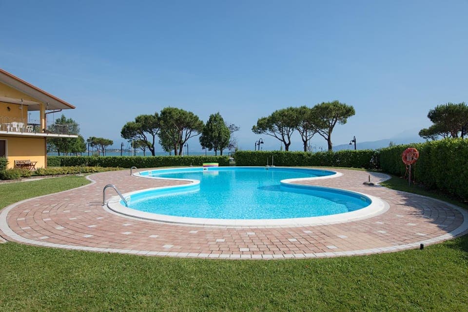 Day, Garden, Swimming pool