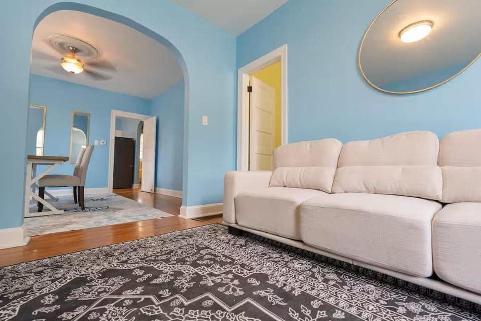 Living room, Seating area