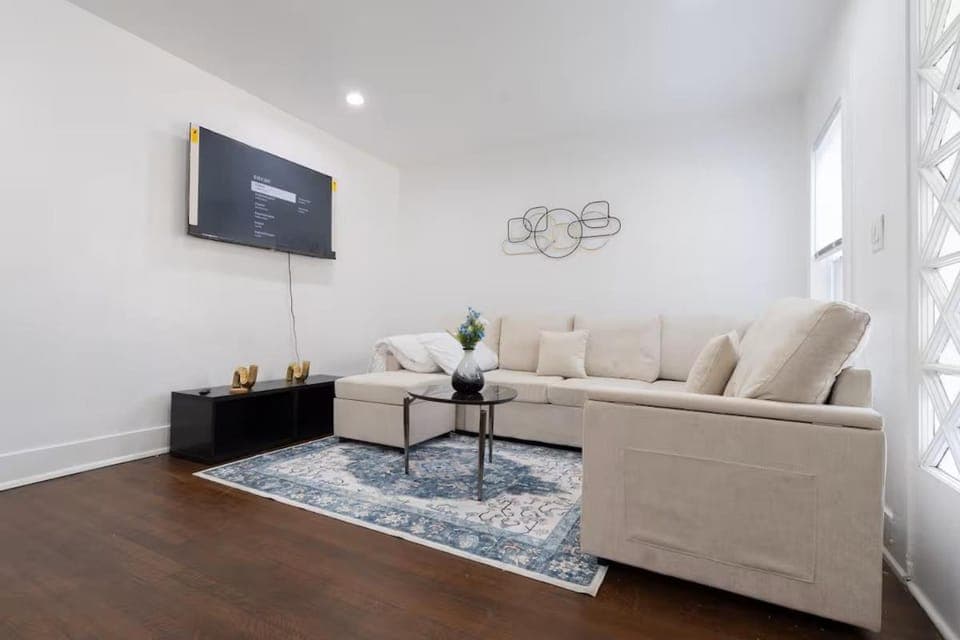 TV and multimedia, Living room