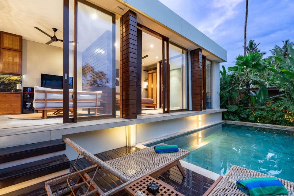 Natural landscape, Evening entertainment, Pool view, Swimming pool, sunbed