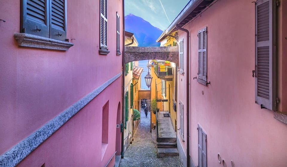 Property building, Neighbourhood, View (from property/room), City view, Quiet street view