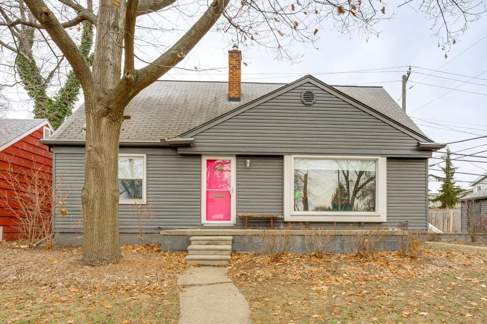 Walk to Dtwn Ferndale: Quaint Home w/ Private Yard House in Ferndale
