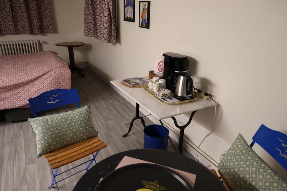 Coffee/tea facilities