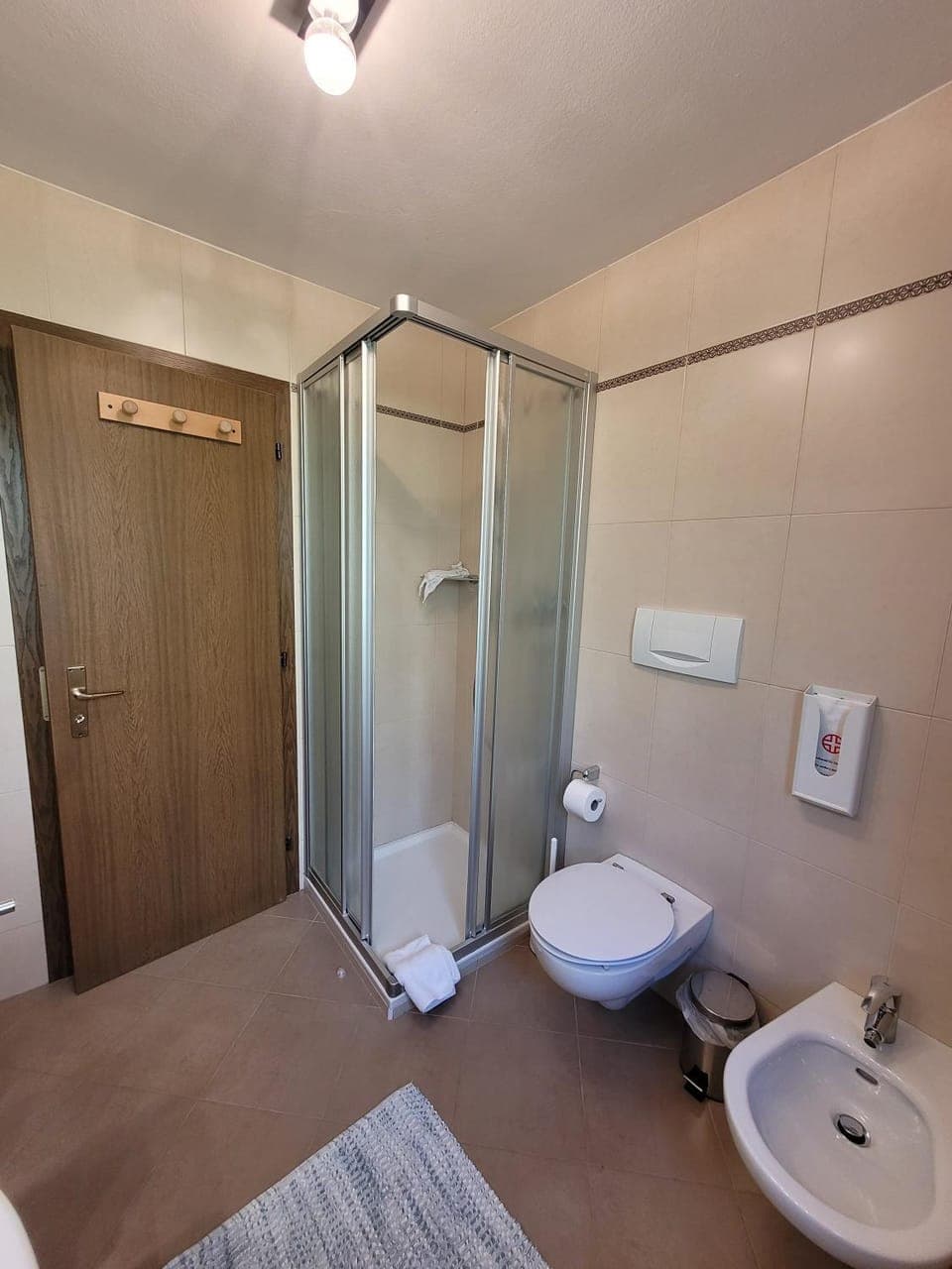 Bathroom, Living room