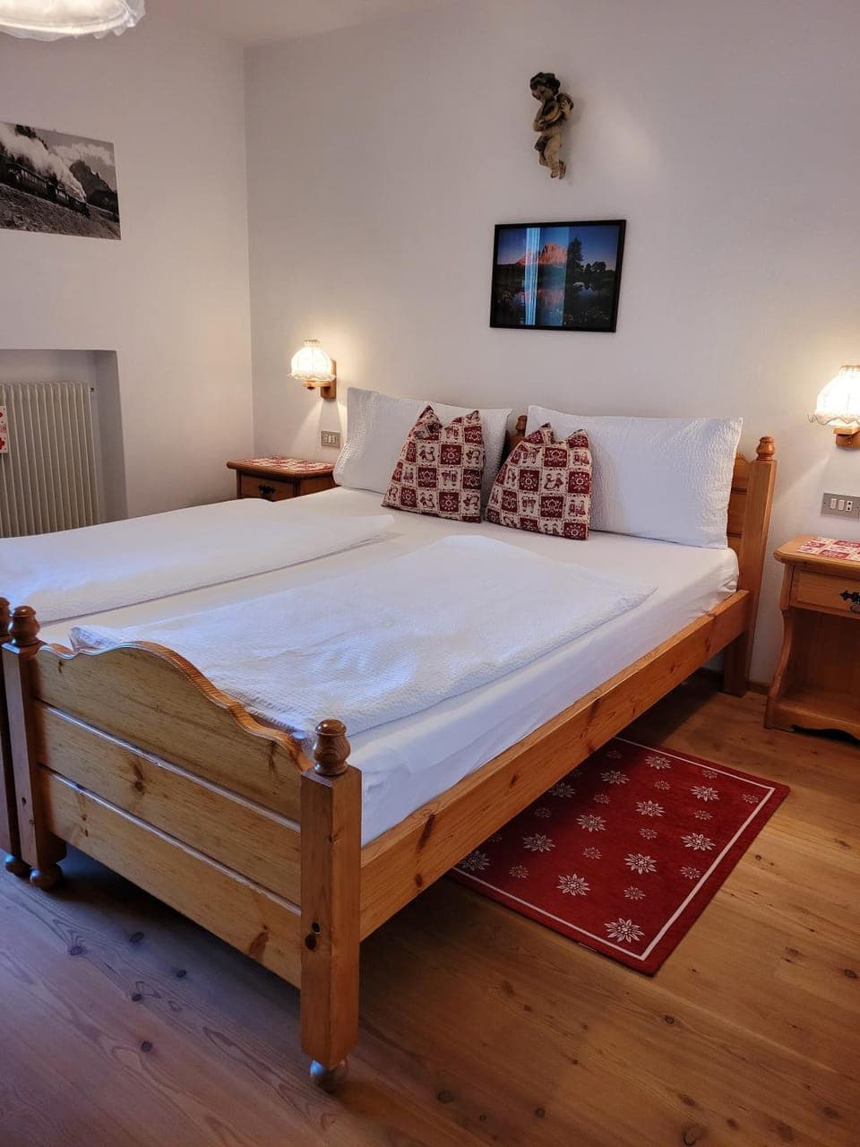 Living room, Bedroom