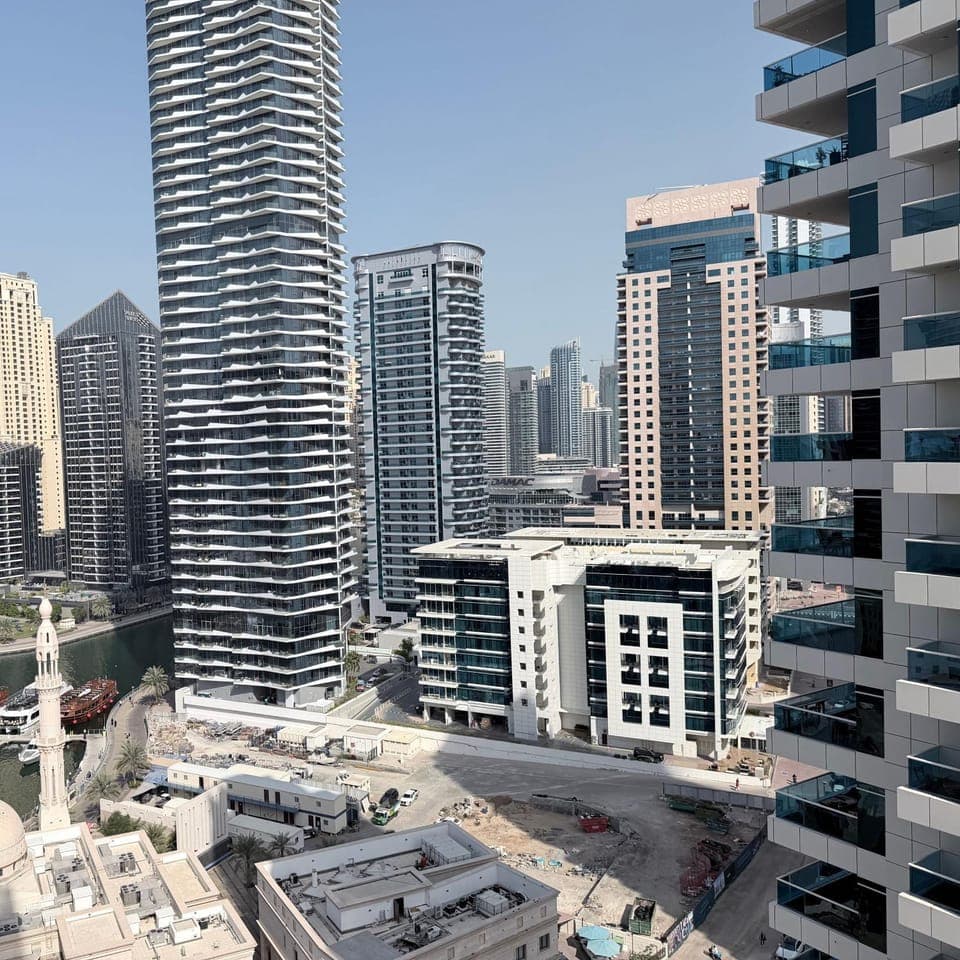 Property building, City view