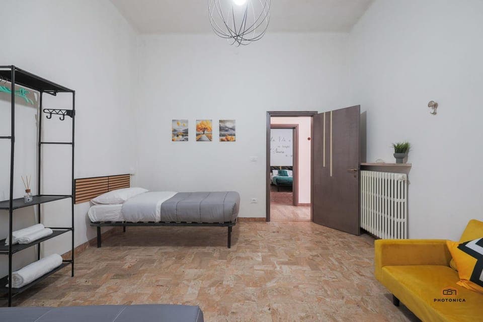 People, Other, Animals, Bedroom, Guests, internet