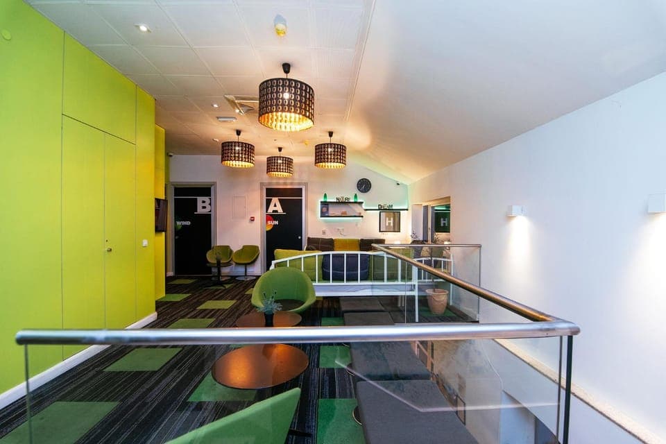 TV and multimedia, Living room, Seating area