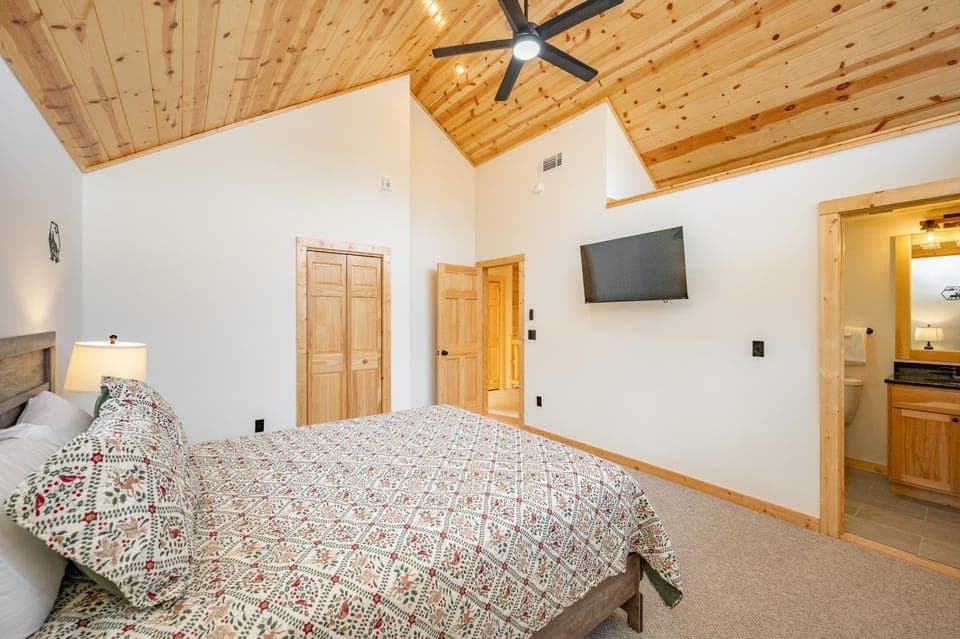 Cozy Creek Cabin Cabin in Deep Creek Lake