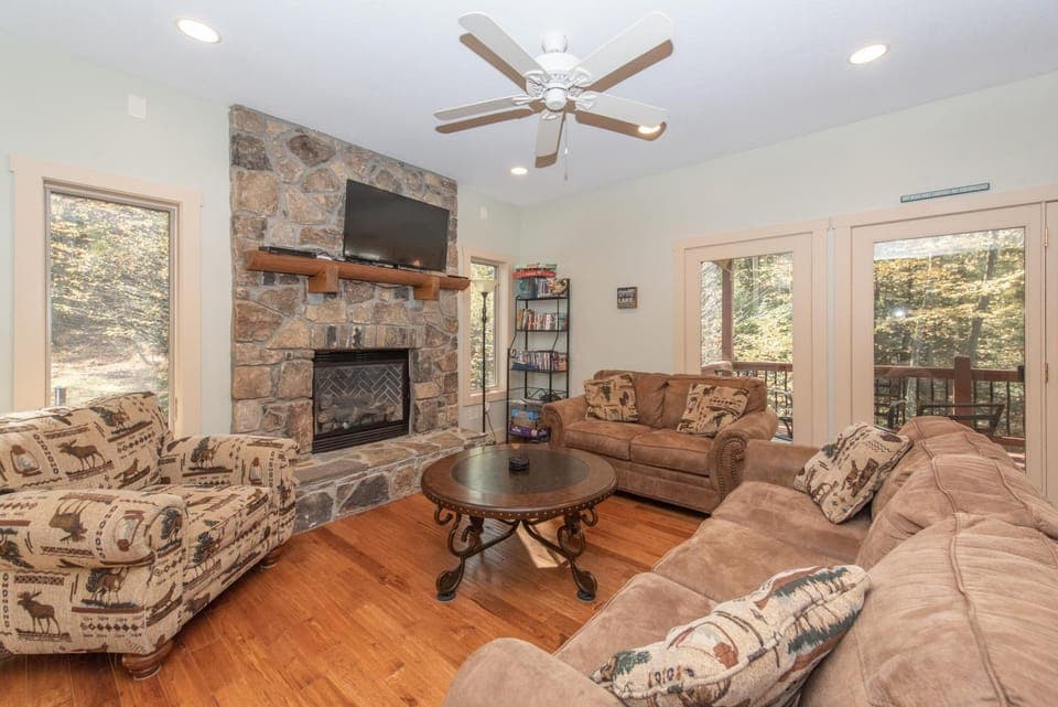 Mystic Haven House in Deep Creek Lake