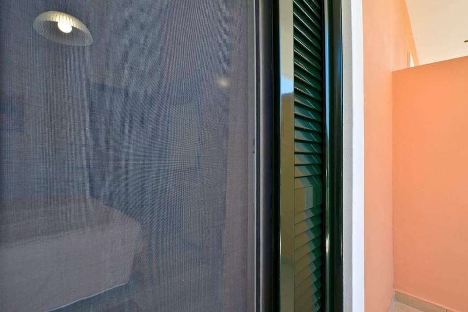 Property building, Balcony/Terrace, room service