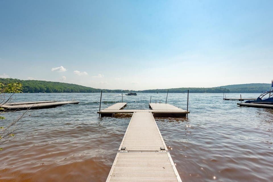 Sundance by Railey Vacations House in Deep Creek Lake