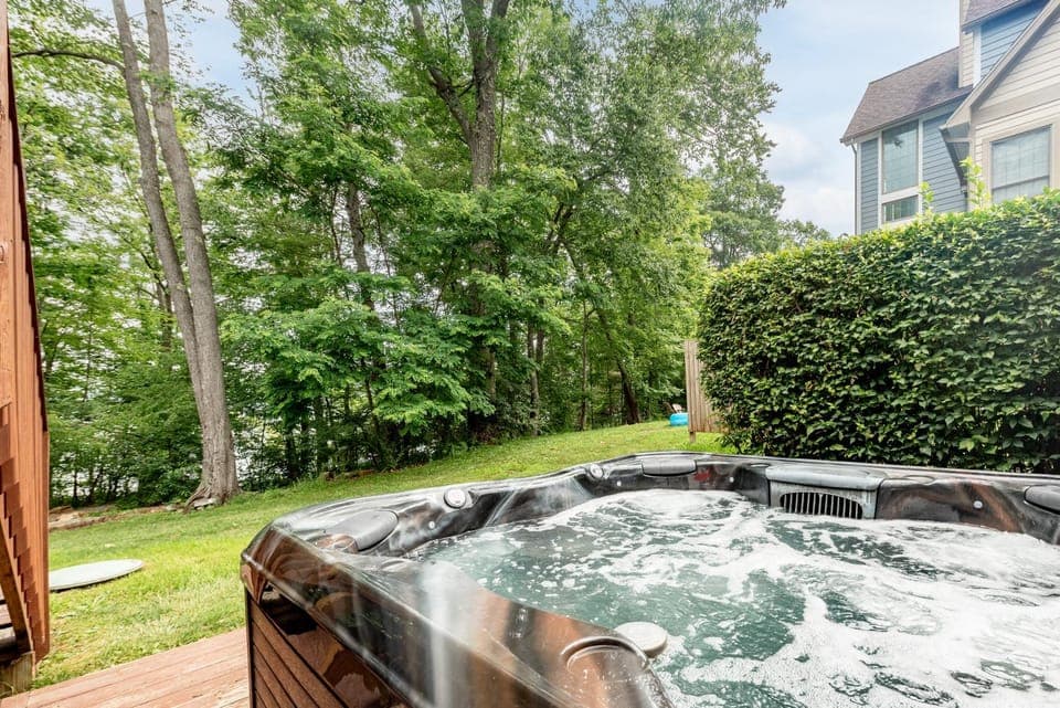 Scenic Serenity by Railey Vacations House in Deep Creek Lake