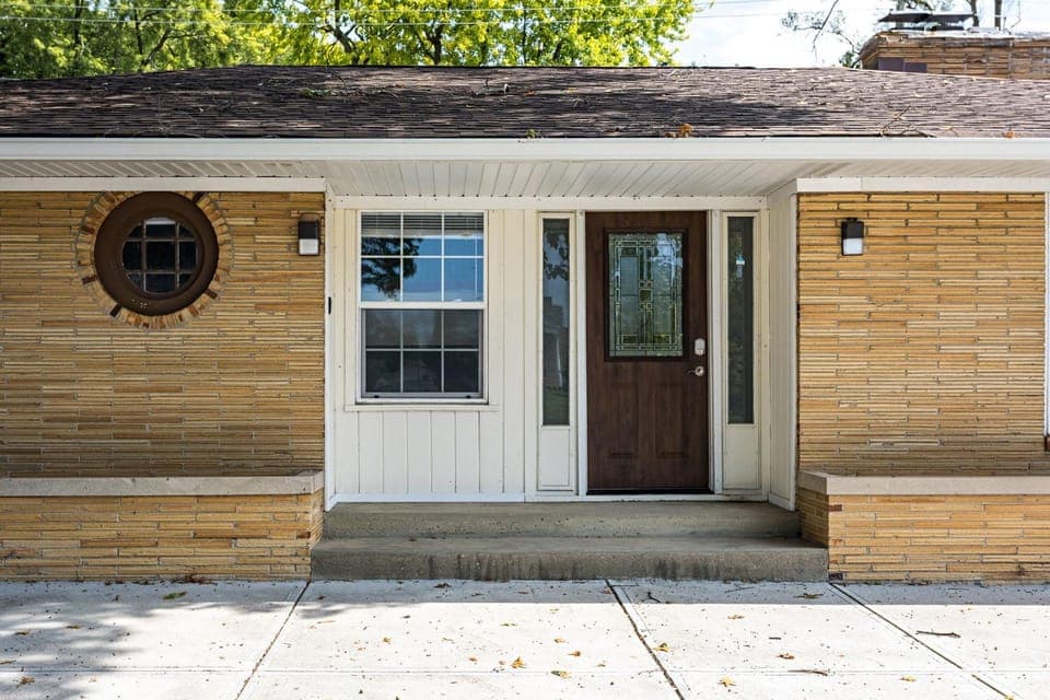 Renovated Home with Game Room & Washer and Dryer-Family Friendly House in Perry Township
