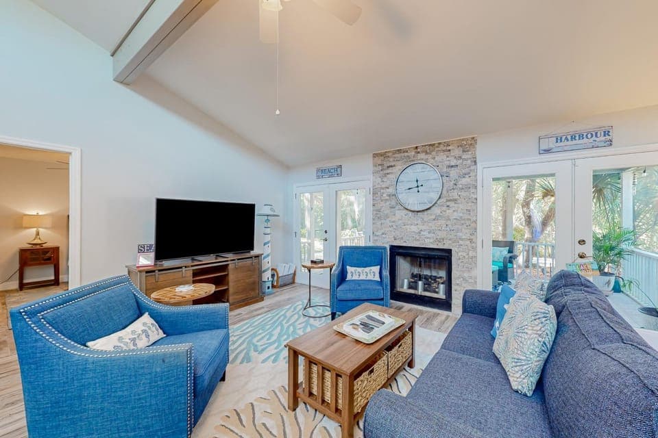 TV and multimedia, Living room, Seating area