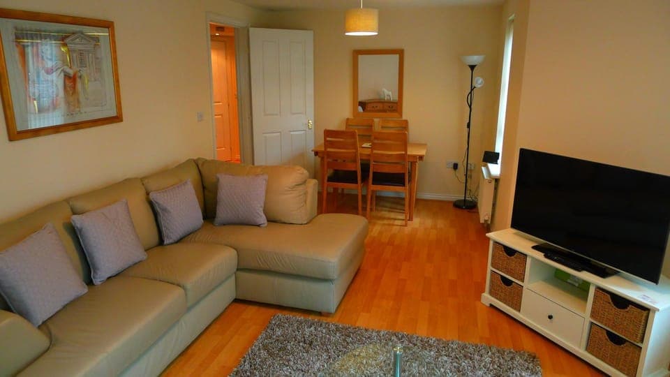 TV and multimedia, Seating area