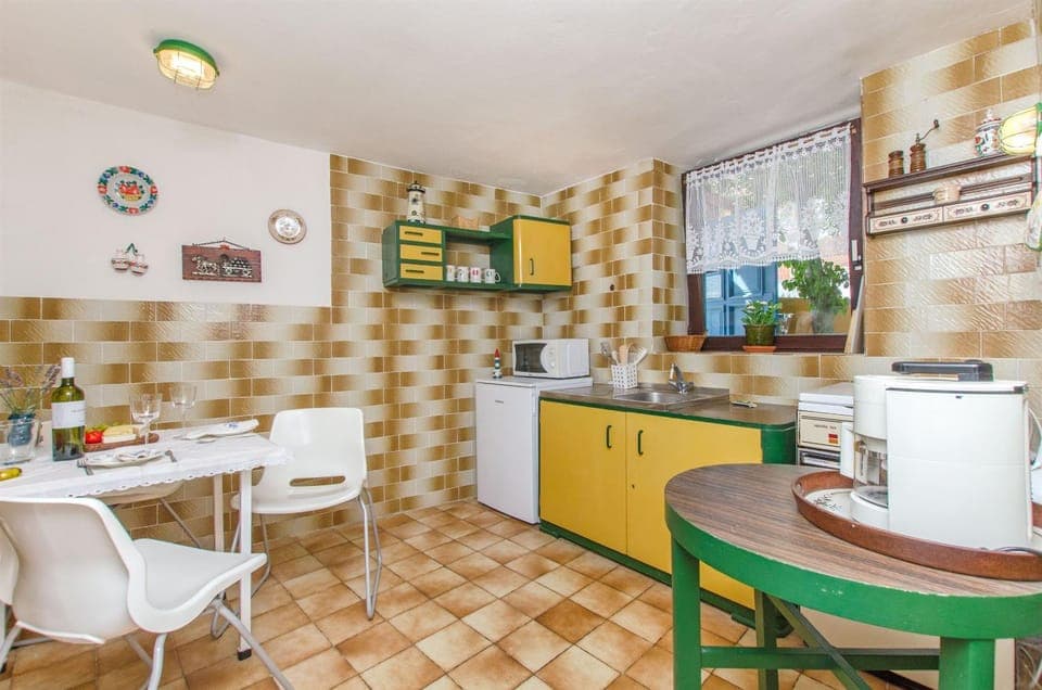 Other, Dining area