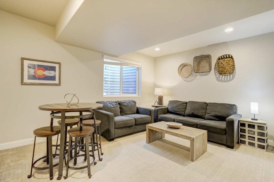 Westland Estate Entire Duplex near Historic OCC House in Old Colorado City