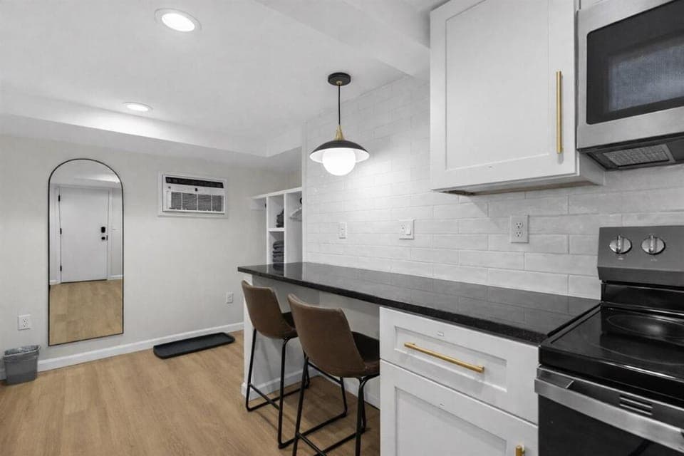 Basement Studio Apartments in Eastpointe Apartment in Eastpointe