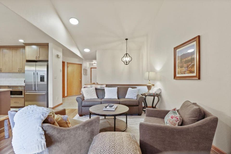 97 Lookout Ridge townhouse House in Dillon