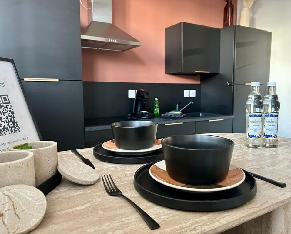 Kitchen or kitchenette, stove, stove, kitchen, kitchen