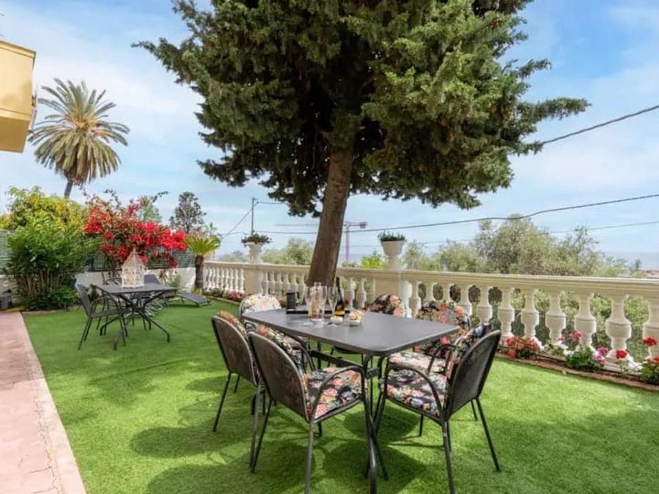 Patio, Spring, Day, Garden, View (from property/room), Balcony/Terrace, Dining area, Garden view, Sea view, Sea view