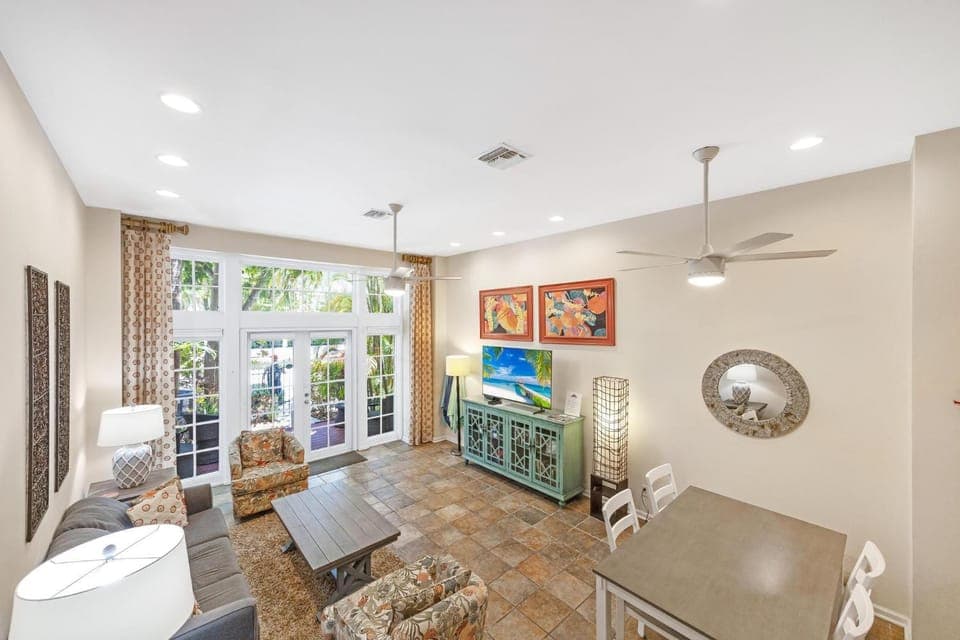 1 ISLAND TIME ESCAPE House in Key West