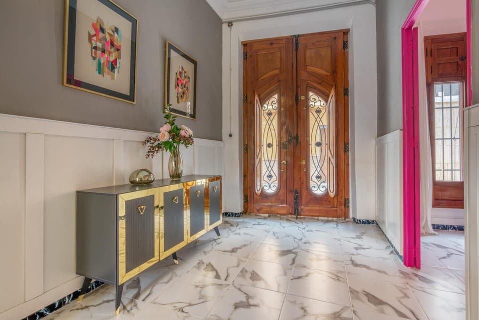 Property building, Living room