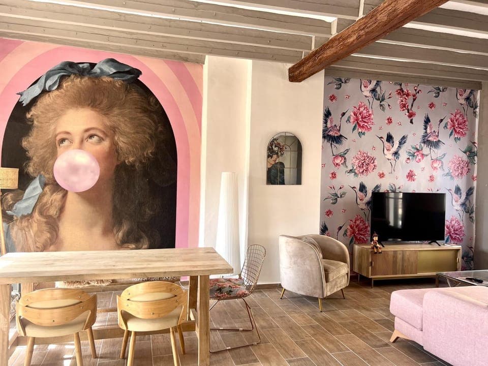Property building, Living room