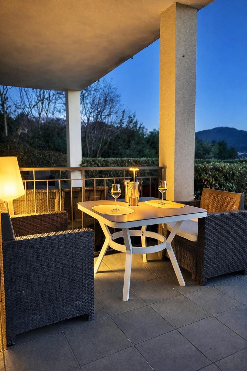 View (from property/room), Balcony/Terrace, Evening entertainment