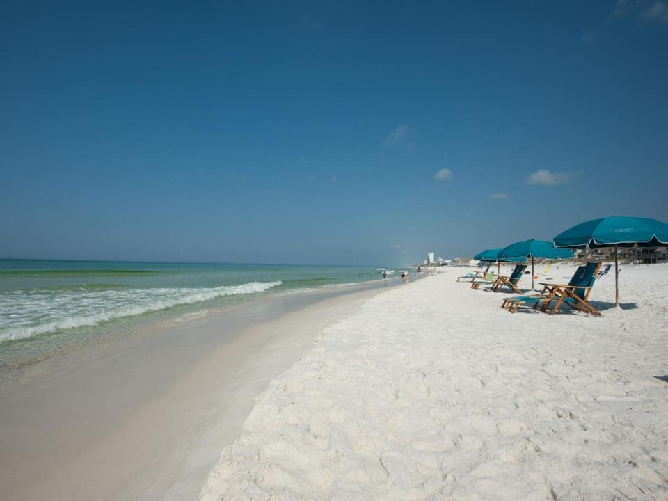 Sandpiper Cove 19 House in Destin