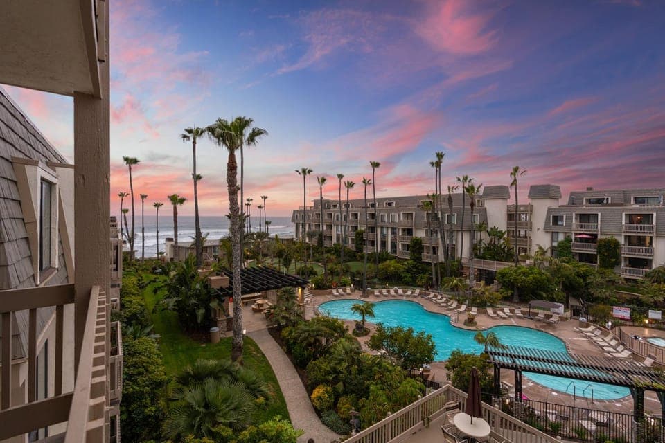 Stunning Oceanview Penthouse | 2BR, Sleeps 6 | North Coast Village Resort Apartment in Oceanside