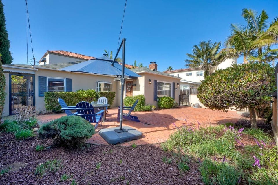 Coastal Cottage Steps from the Sand | Walk to Carlsbad Village, Dog-Friendly House in Carlsbad