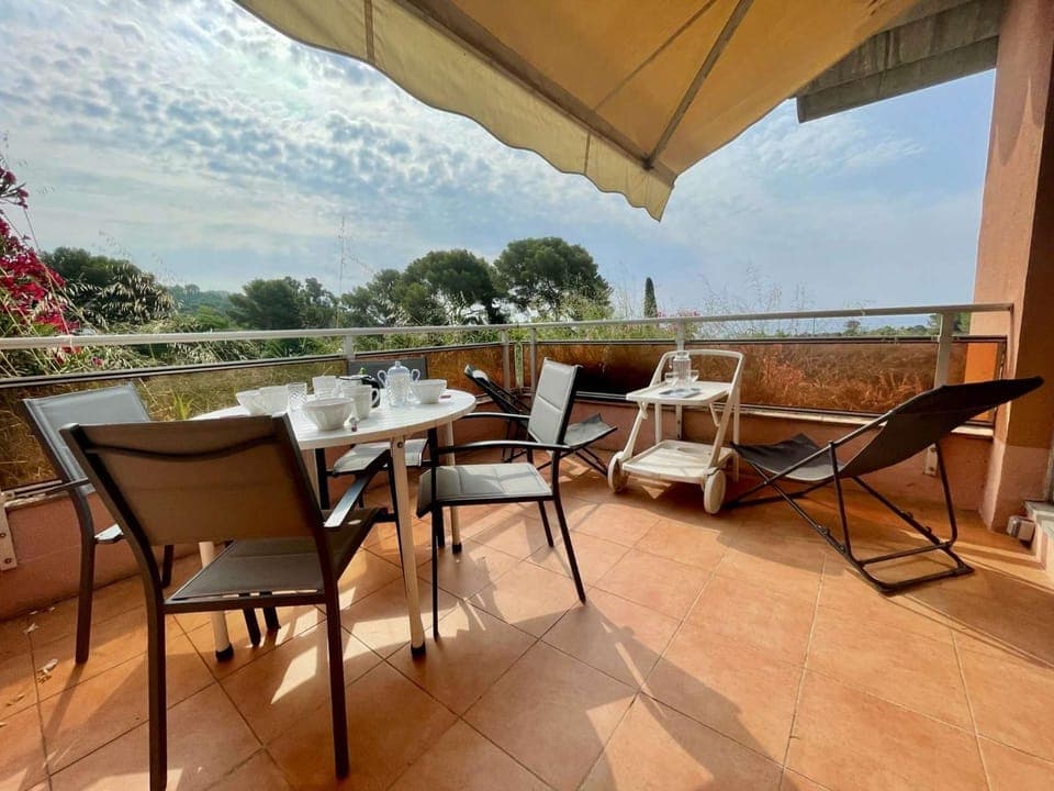 Day, View (from property/room), Balcony/Terrace, Dining area