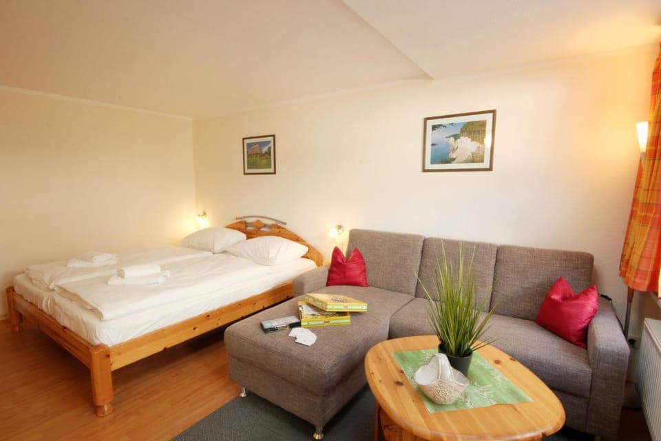 Living room, Seating area, Bedroom