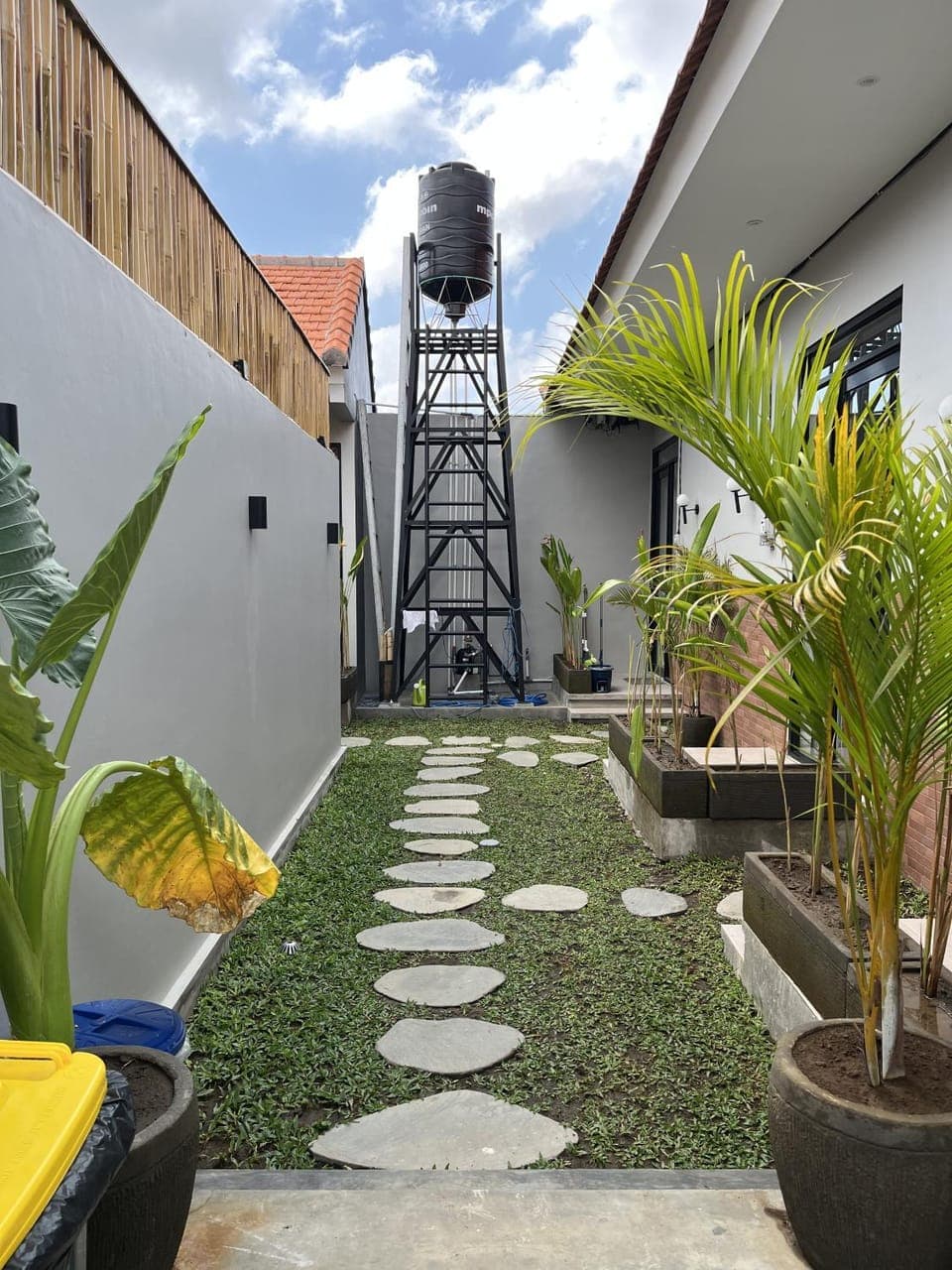 Balcony/Terrace, Garden view