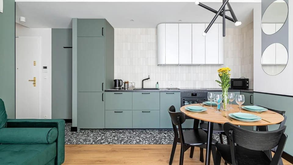 Kitchen or kitchenette