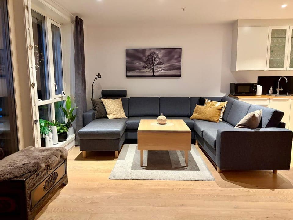 TV and multimedia, View (from property/room), Balcony/Terrace, Living room, Seating area, internet