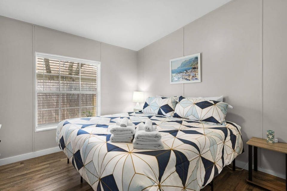 Magic On Magnolia (4/2.5) House in Laguna Beach