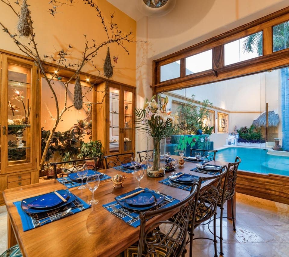 Dining area, Breakfast