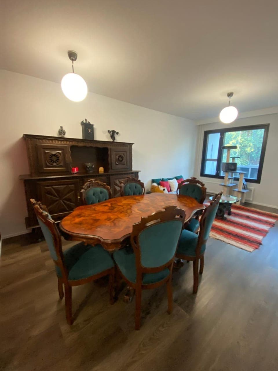 Communal lounge/ TV room, Living room, Seating area