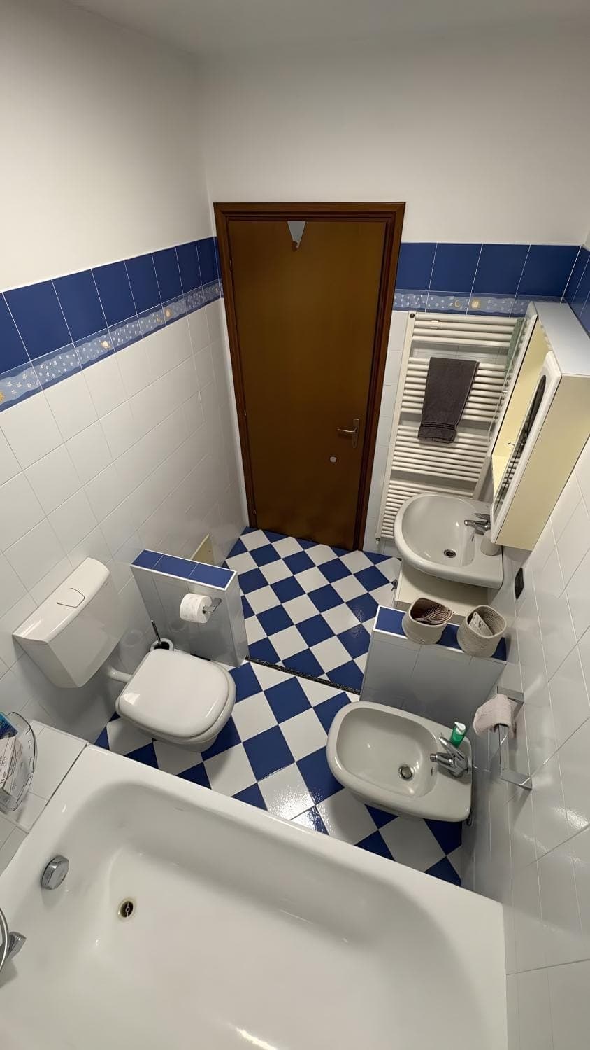 Bathroom, Living room