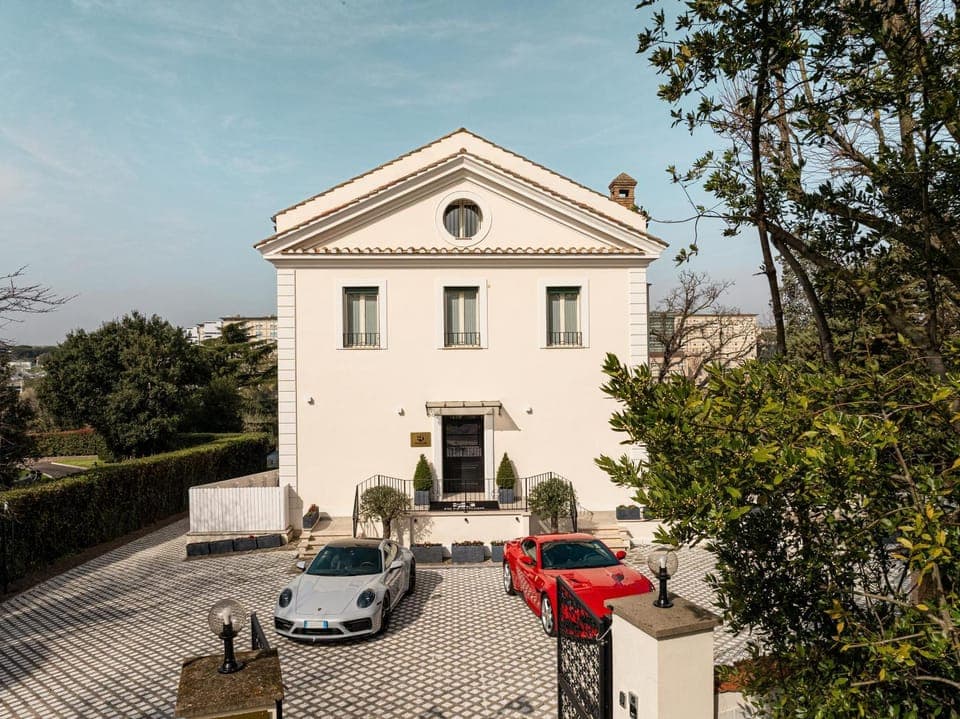 Property building, Day