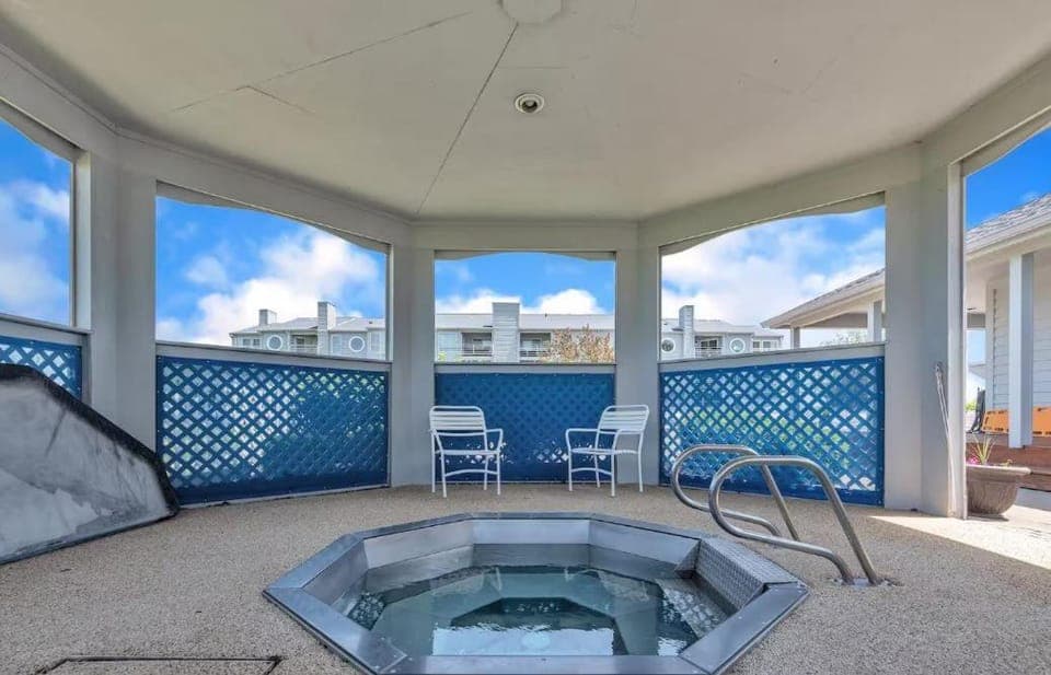 Hot Tub, Spa and wellness centre/facilities
