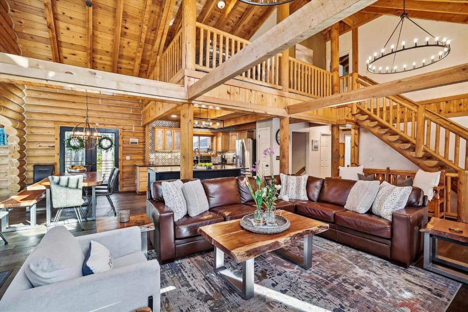 Spacious 5BR American Way Chalet in Breckenridge with mountain views! House in Breckenridge