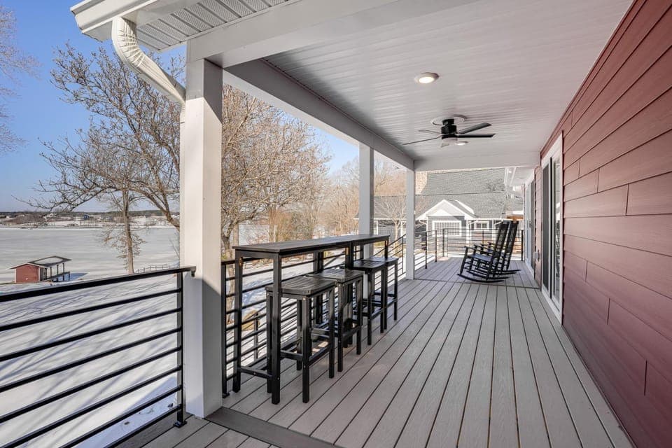 Hot Tub + Fire Pits: Waterfront Lake Anna Escape! House in Lake Anna