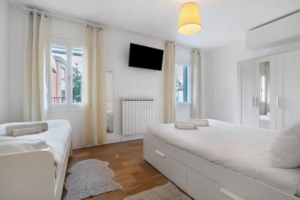 Property building, Living room, Bedroom