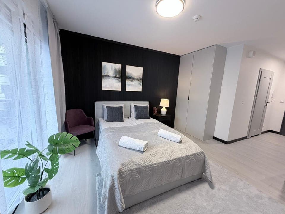 Bed, Photo of the whole room, Bedroom, towels, wardrobe