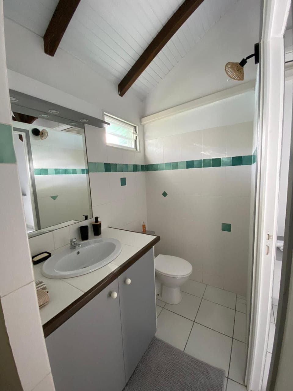 Kaz papillon House in Les Abymes