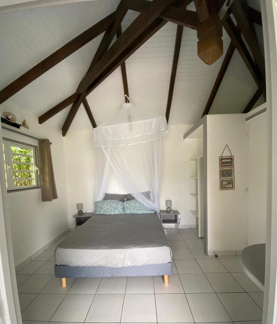 Kaz papillon House in Les Abymes